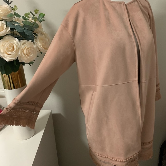 Pink suede Jacket - Picture 4 of 7